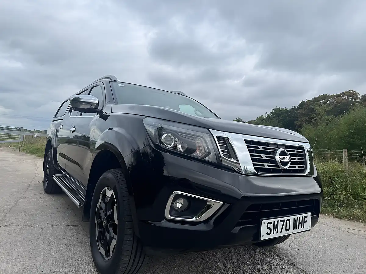 Used 2021 Nissan Navara Tekna Black - Interior and Exterior details 7