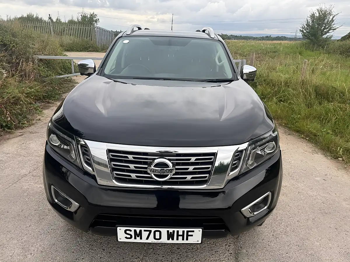 Used 2021 Nissan Navara Tekna Black - Interior and Exterior details 8