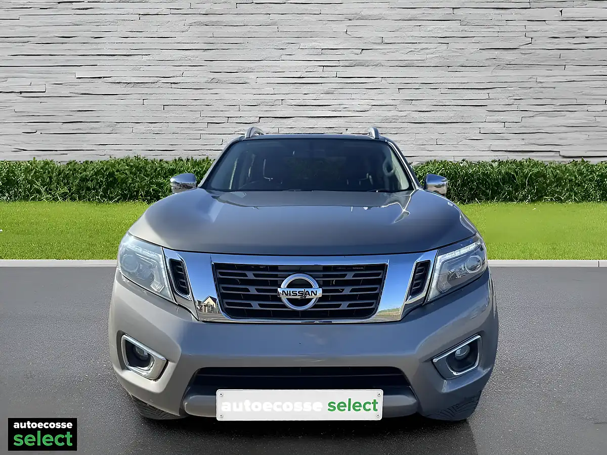 Used 2021 Nissan Navara Tekna Grey - Interior and Exterior details 11