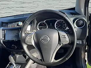 Used 2021 Nissan Navara Tekna Grey - Interior and Exterior details 20