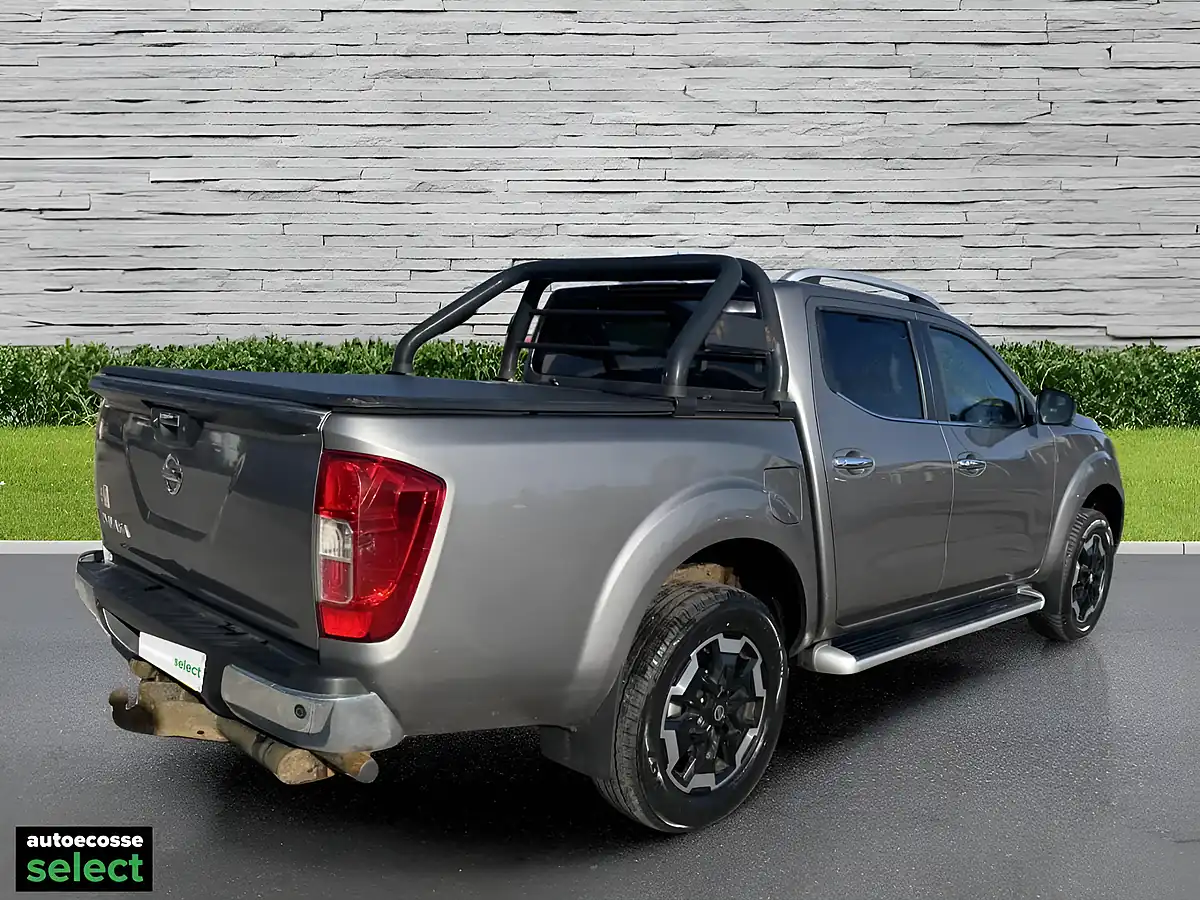 Used 2021 Nissan Navara Tekna Grey - Interior and Exterior details 4