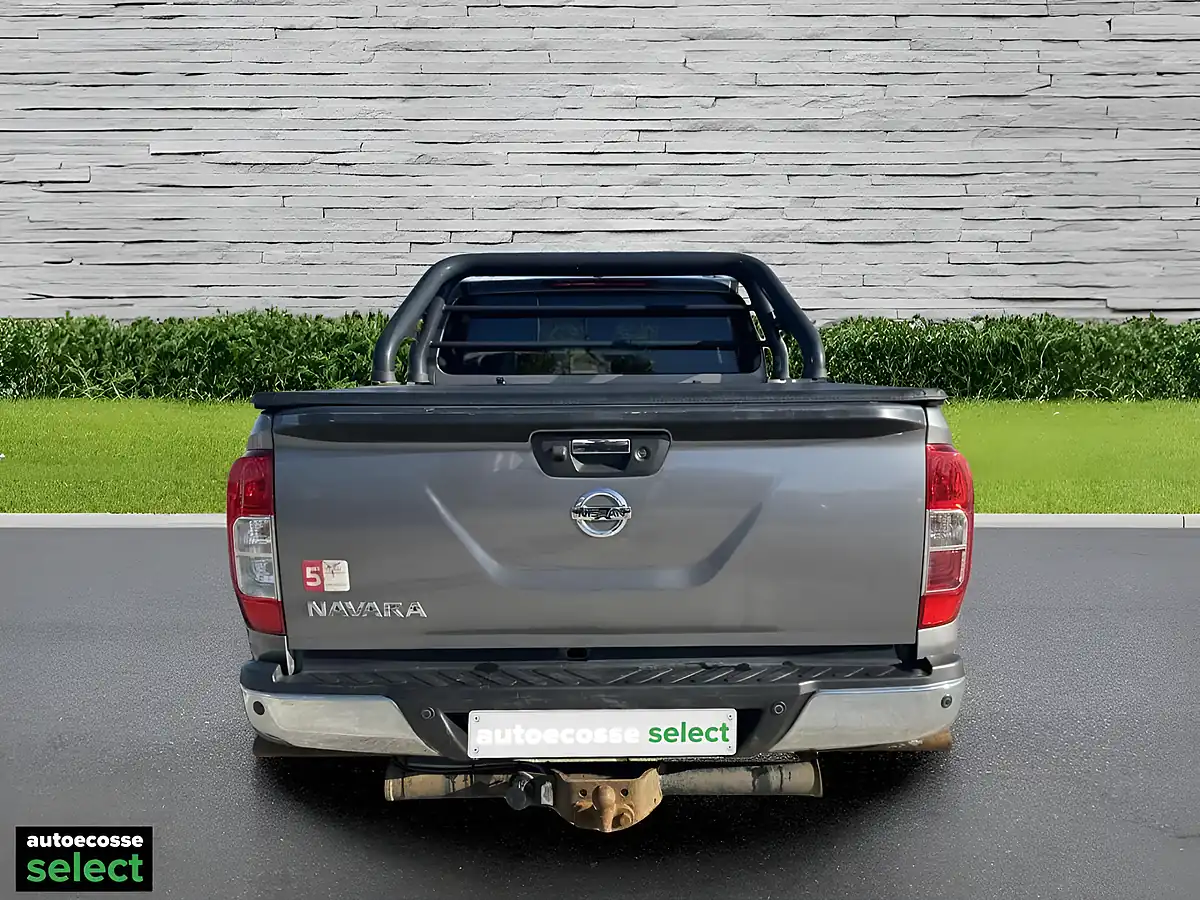 Used 2021 Nissan Navara Tekna Grey - Interior and Exterior details 6