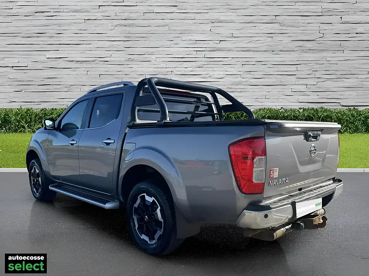 Used 2021 Nissan Navara Tekna Grey - Interior and Exterior details 7