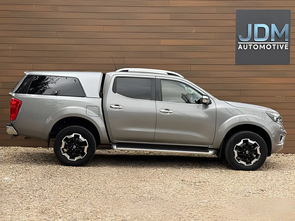 Used 2021 Nissan Navara Tekna Grey - Interior and Exterior details 2