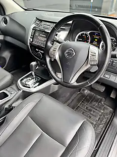 Used 2021 Nissan Navara Tekna Grey - Interior and Exterior details 15