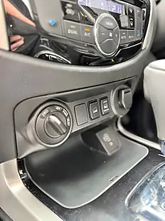 Used 2021 Nissan Navara Tekna Grey - Interior and Exterior details 18