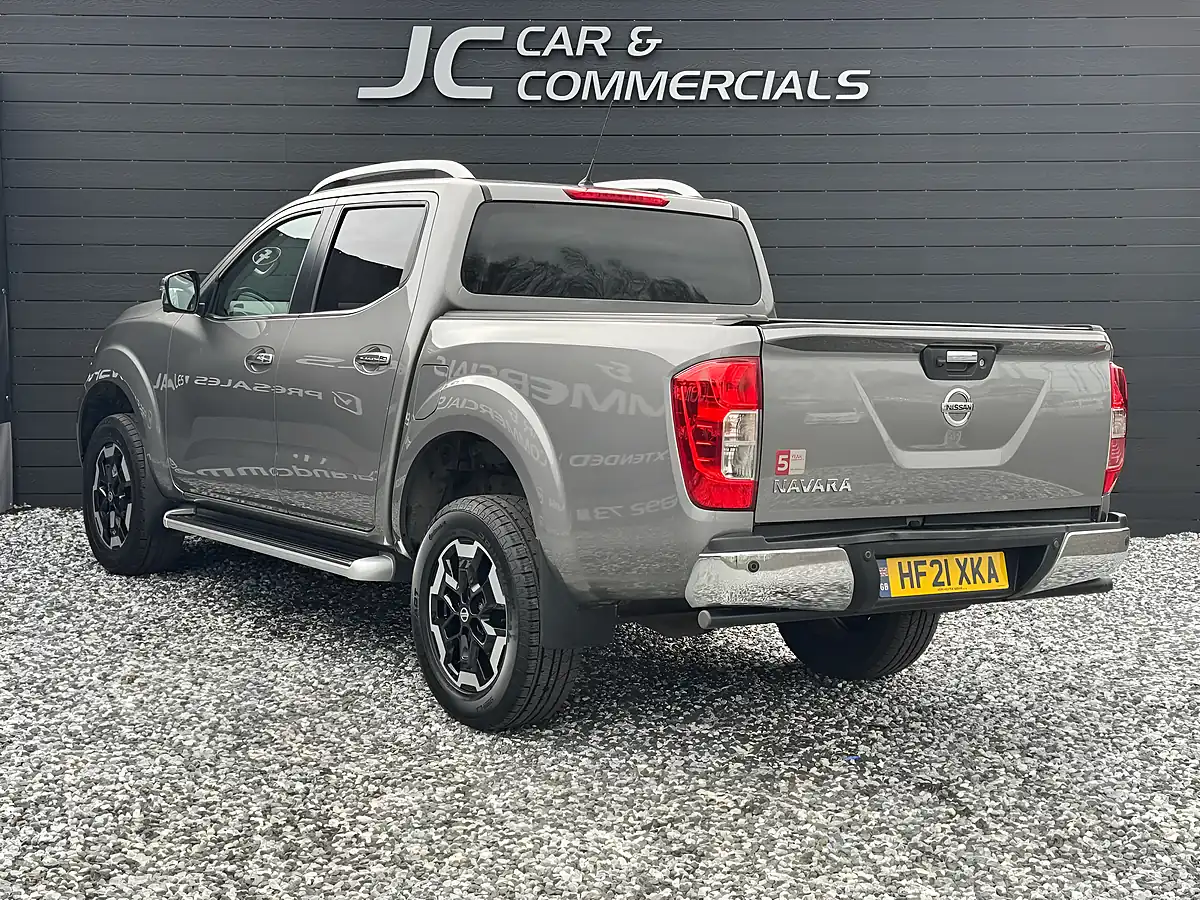 Used 2021 Nissan Navara Tekna Grey - Interior and Exterior details 5