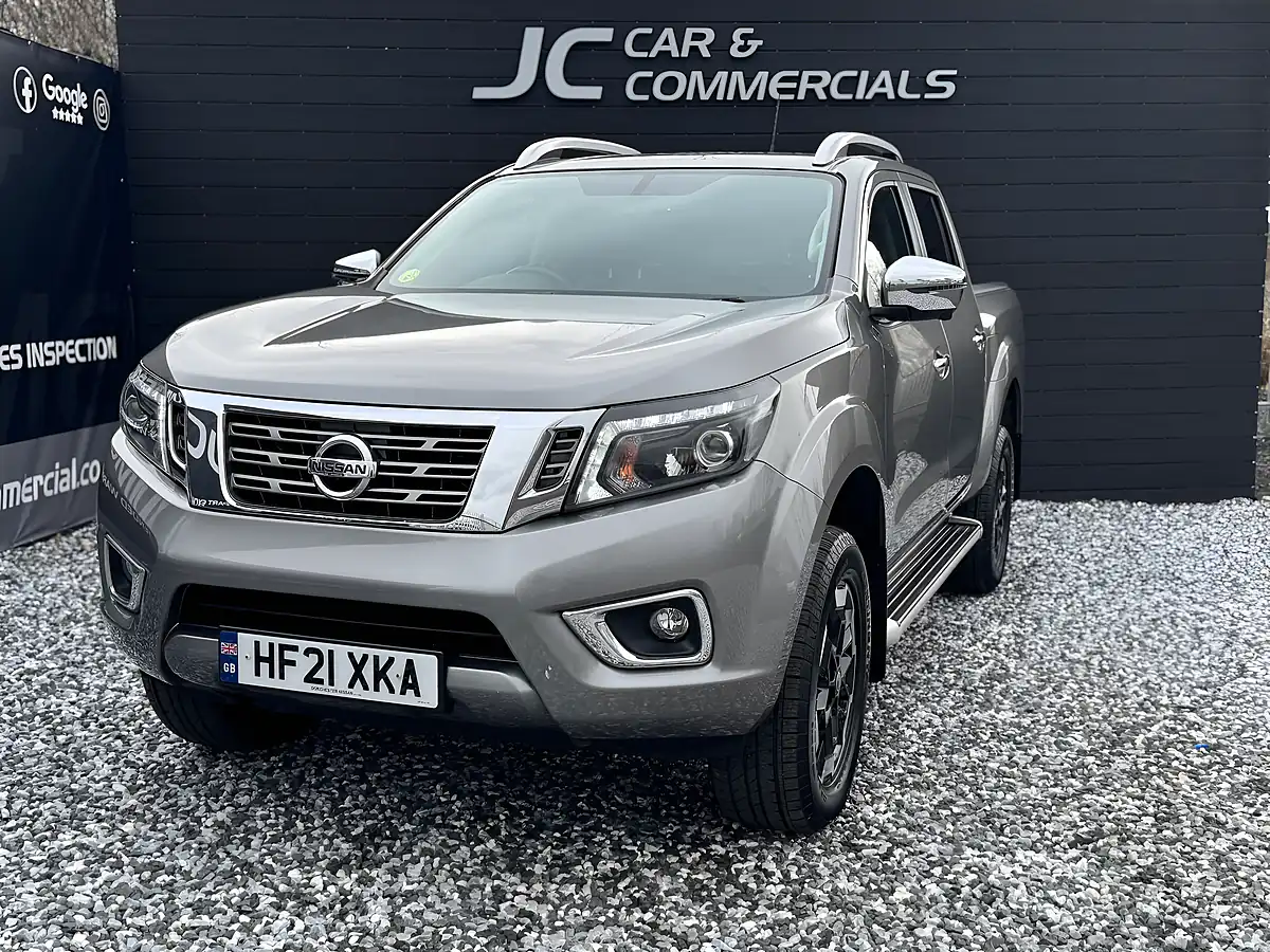 Used 2021 Nissan Navara Tekna Grey - Interior and Exterior details 7