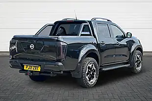 Used 2021 Nissan Navara Tekna Pearl Black - Interior and Exterior details 3