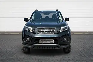 Used 2021 Nissan Navara Tekna Pearl Black - Interior and Exterior details 8
