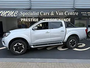 Used 2021 Nissan Navara Tekna Silver - Interior and Exterior details 4