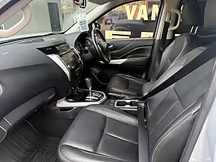 Used 2021 Nissan Navara Tekna Silver - Interior and Exterior details 5