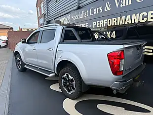 Used 2021 Nissan Navara Tekna Silver - Interior and Exterior details 6