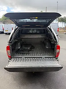 Used 2021 Nissan Navara Tekna Twilight Grey - Interior and Exterior details 10