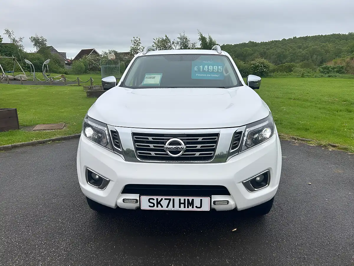 Used 2021 Nissan Navara Tekna White - Interior and Exterior details 2
