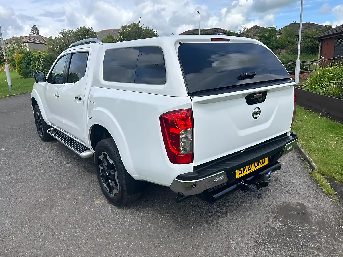 Used 2021 Nissan Navara Tekna White - Interior and Exterior details 10