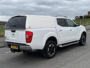 Used 2021 Nissan Navara Tekna White - Interior and Exterior details 8