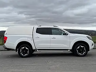 Used 2021 Nissan Navara Tekna White - Interior and Exterior details 9