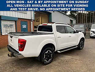 Used 2021 Nissan Navara Tekna White - Interior and Exterior details 6