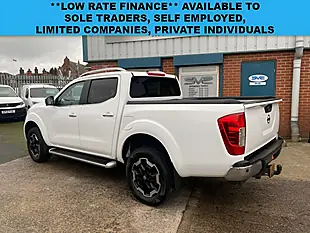 Used 2021 Nissan Navara Tekna White - Interior and Exterior details 8