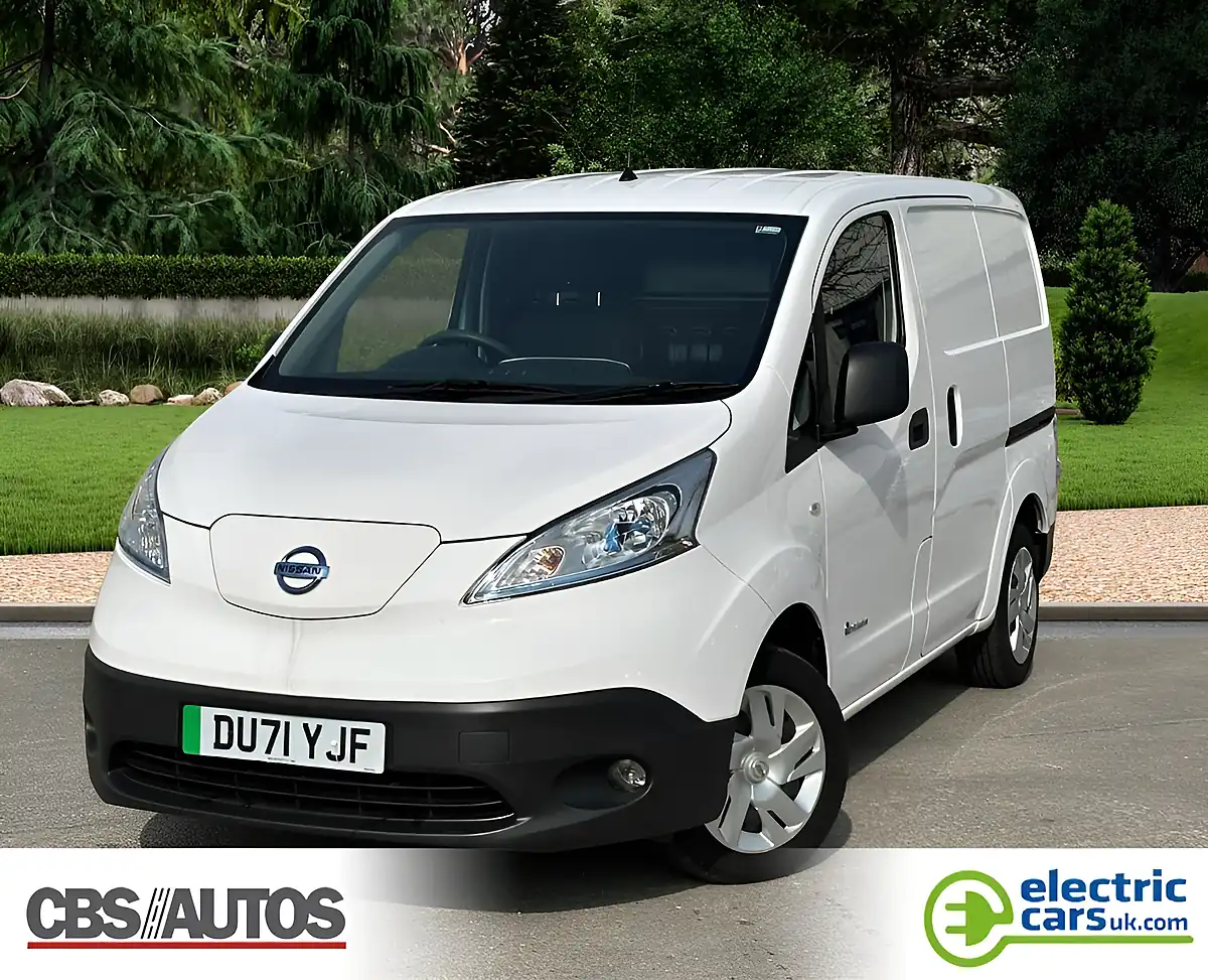 Used 2021 Nissan Nv200 Acenta White - Front View