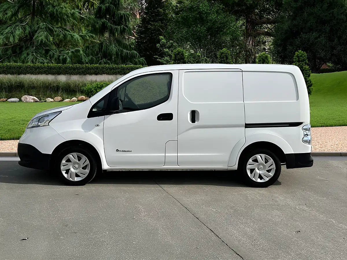 Used 2021 Nissan Nv200 Acenta White - Interior and Exterior details 3
