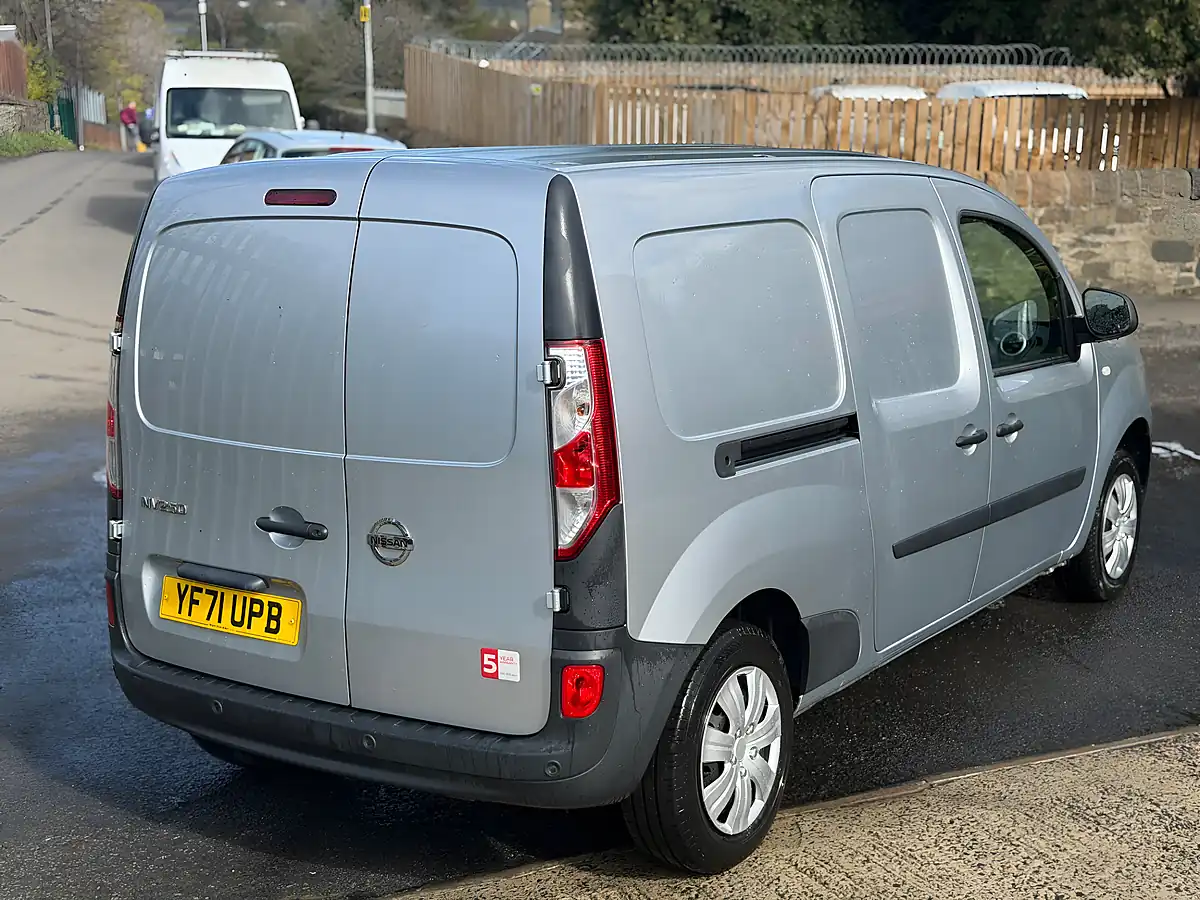 Used 2021 Nissan NV250 Acenta Grey - Interior and Exterior details 7