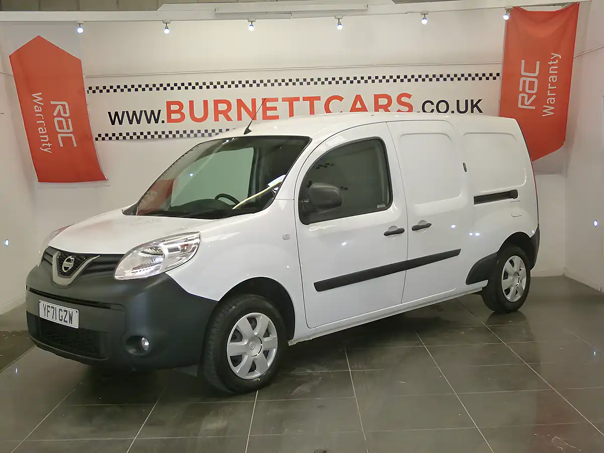 Used 2021 Nissan NV250 Acenta L2 White - Front View