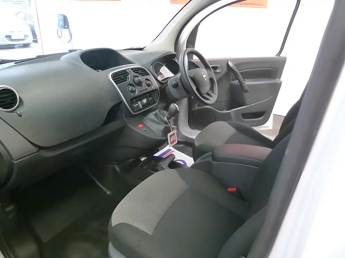 Used 2021 Nissan NV250 Acenta L2 White - Interior and Exterior details 13
