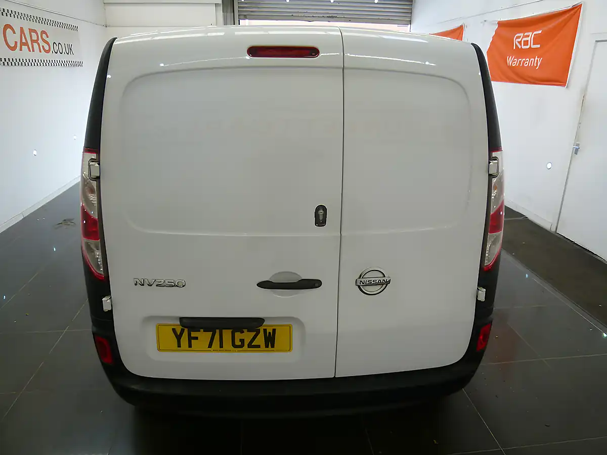 Used 2021 Nissan NV250 Acenta L2 White - Interior and Exterior details 7