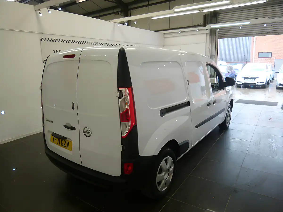 Used 2021 Nissan NV250 Acenta L2 White - Interior and Exterior details 8