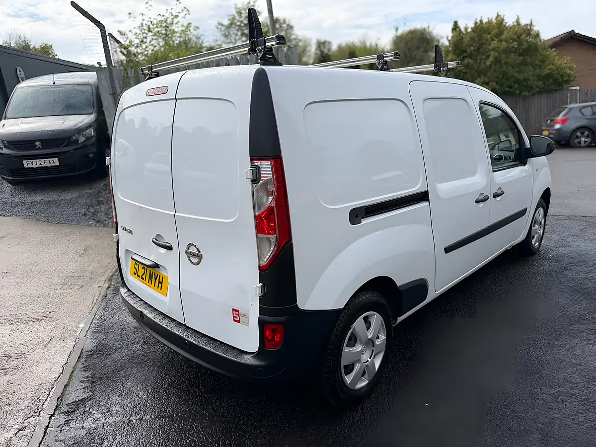Used 2021 Nissan NV250 Acenta White - Interior and Exterior details 3