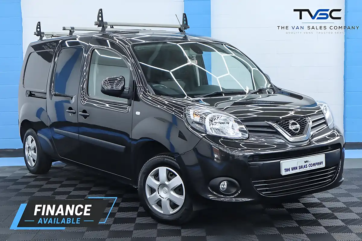 Used 2021 Nissan NV250 Tekna Black - Front View