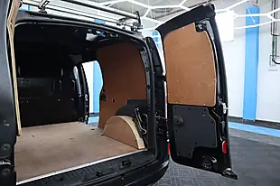 Used 2021 Nissan NV250 Tekna Black - Interior and Exterior details 13