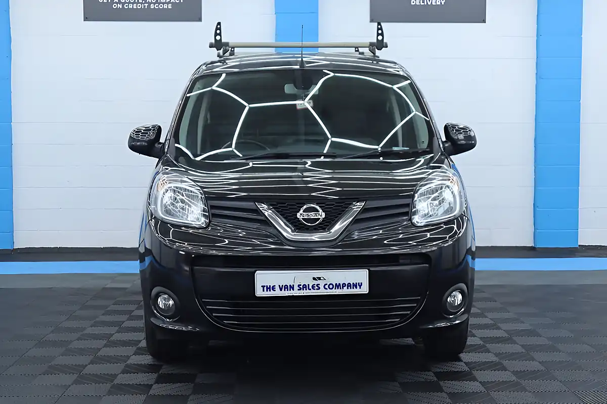 Used 2021 Nissan NV250 Tekna Black - Interior and Exterior details 5