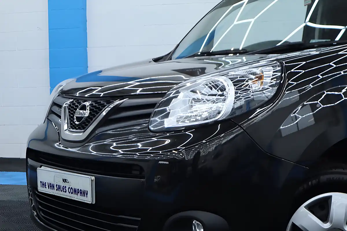 Used 2021 Nissan NV250 Tekna Black - Interior and Exterior details 9