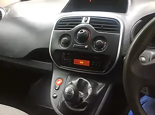Used 2021 Nissan NV250 Visia White - Interior and Exterior details 10