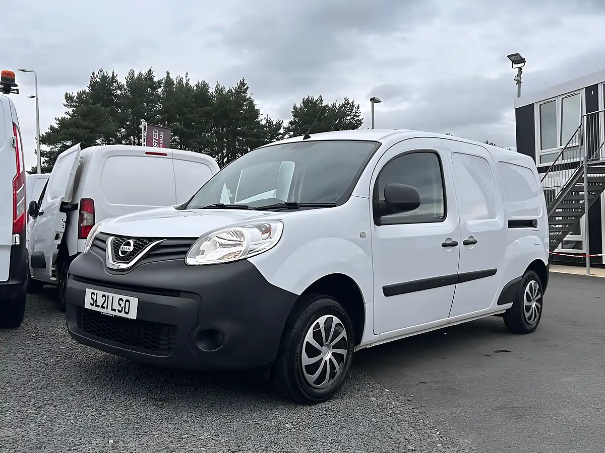 Used 2021 Nissan NV250 Visia White - Interior and Exterior details 9