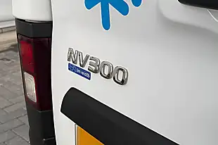 Used 2021 Nissan NV300 Acenta Fridge Van L2H1 White - Interior and Exterior details 13