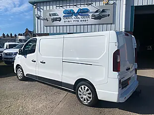 Used 2021 Nissan NV300 Acenta White - Interior and Exterior details 19