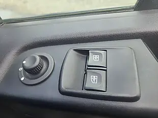 Used 2021 Nissan NV300 Tekna L1 H1 Grey - Interior and Exterior details 15