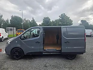 Used 2021 Nissan NV300 Tekna L1 H1 Grey - Interior and Exterior details 9