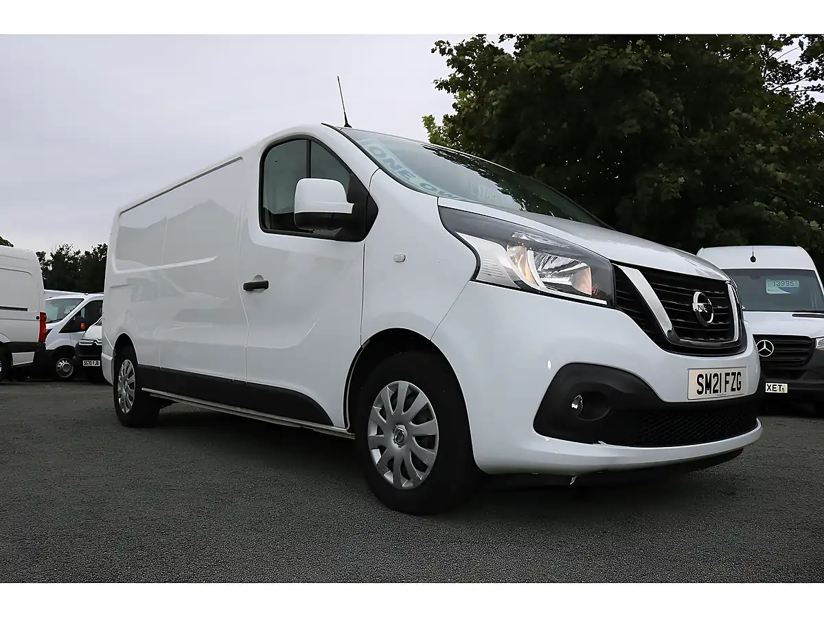 Used 2021 Nissan Nv300 Tekna L3h1 White - Interior and Exterior details 11