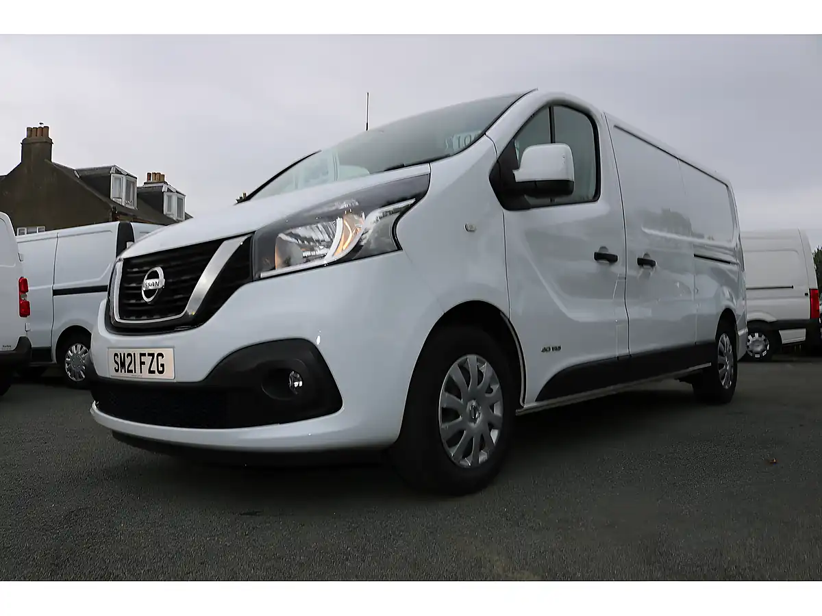 Used 2021 Nissan Nv300 Tekna L3h1 White - Interior and Exterior details 12