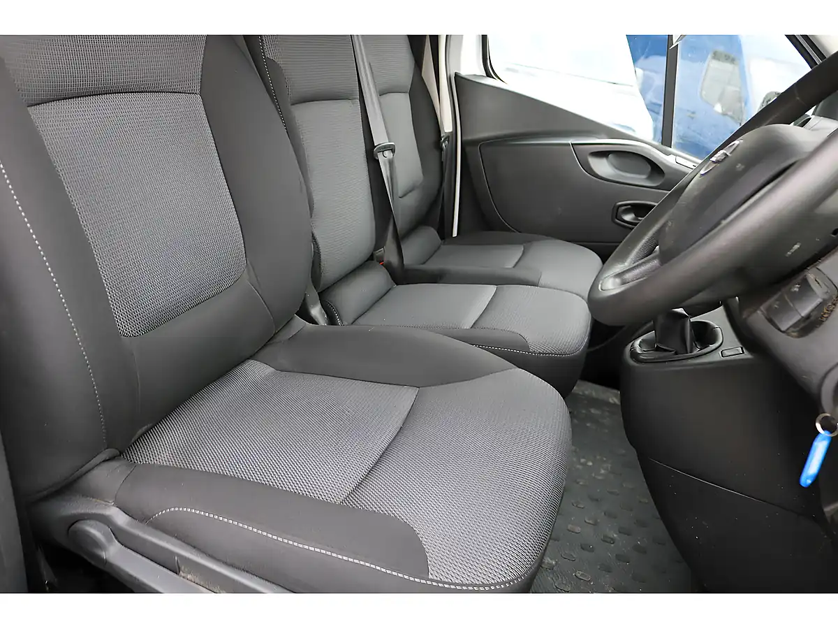 Used 2021 Nissan Nv300 Tekna L3h1 White - Interior and Exterior details 13