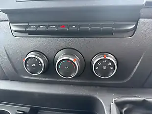 Used 2021 Nissan NV400 - Interior and Exterior details 11