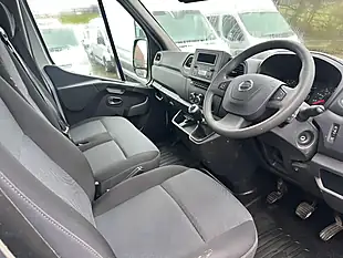 Used 2021 Nissan NV400 - Interior and Exterior details 9