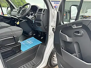 Used 2021 Nissan NV400 Tekna 35 L3 Lwb Alloy Dropside White - Interior and Exterior details 11