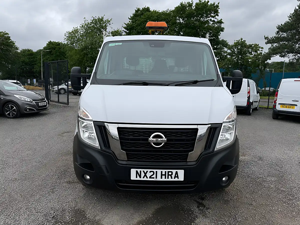 Used 2021 Nissan NV400 Tekna 35 L3 Lwb Alloy Dropside White - Interior and Exterior details 2