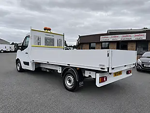 Used 2021 Nissan NV400 Tekna 35 L3 Lwb Alloy Dropside White - Interior and Exterior details 7